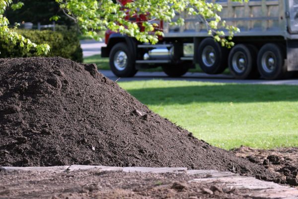 Yard Dirt Delivery in San Ramon